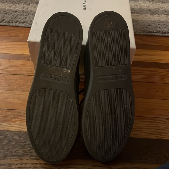 Men’s Balenciaga sneakers - Picture 4 of 6